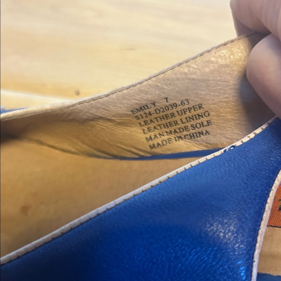 Miz Mooz Emily Blue and Cream heels - Picture 6 of 9